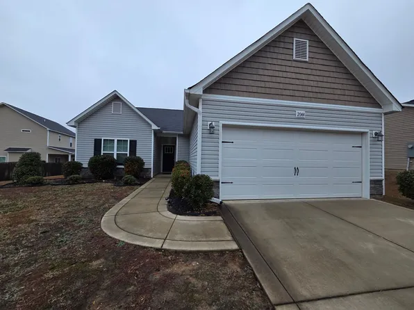 2044 Stonewash Dr, Fayetteville, NC 28306
