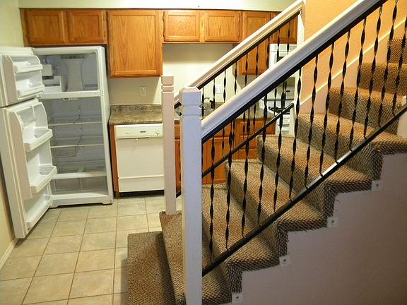 5th image of 123 Highland Park Ct