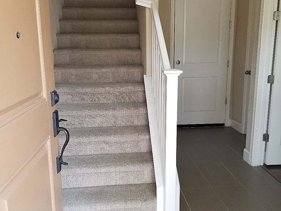 4th image of 5392 Campus Dr