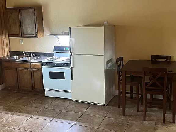 2nd image of 1781 E Ruddock St #1