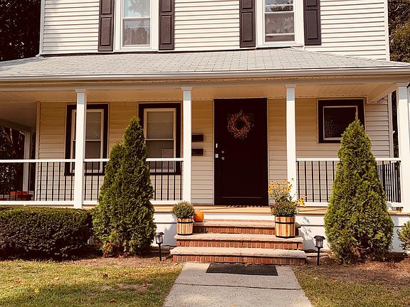 5th image of 40 Massachusetts Ave #2