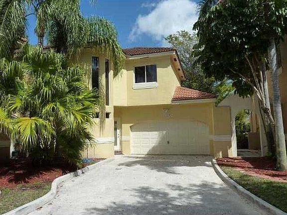 2nd image of 11249 Lakeview Dr #20-F