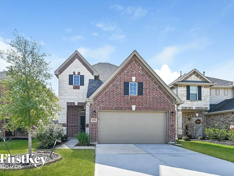 10502 Lake Of The Ozarks Dr — Photo 1