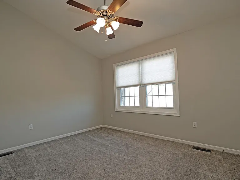 2165 Saint Clair Ct — Photo 14