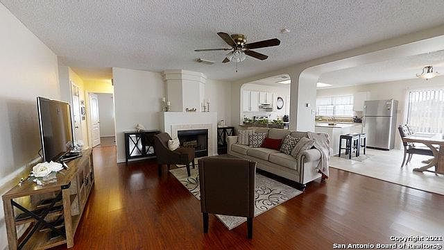 1st image of 5911 Ferrysage Dr