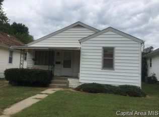 1123 E Oak St, Springfield, IL 62703