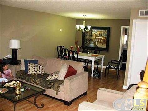 1st image of 8331 Cedros Ave APT 4
