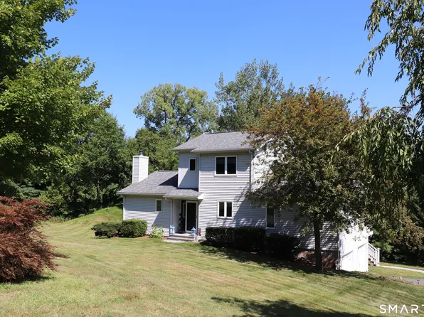 2 Metacomet Drive, East Granby, CT 06026