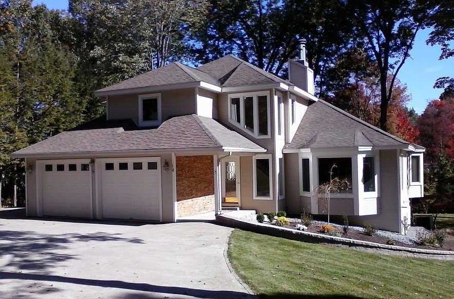 1st image of 8 Longwood Dr