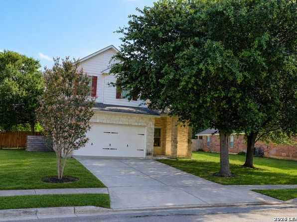 305 Maple Way