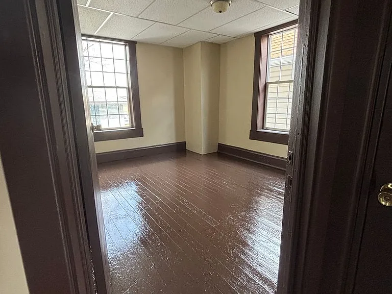 412 Wayne Ave — Photo 17