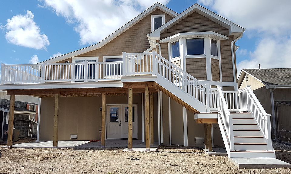 2nd image of 954 Capstan Dr
