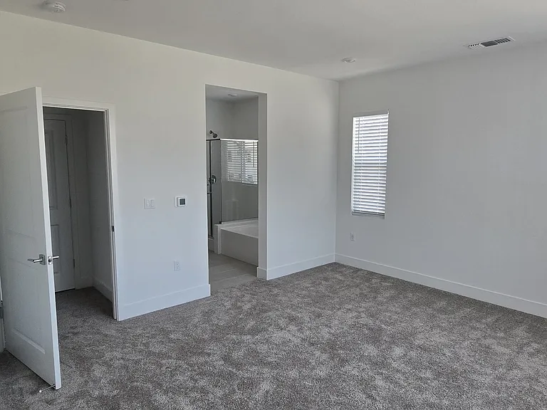 3217 Shrute Dr — Photo 8