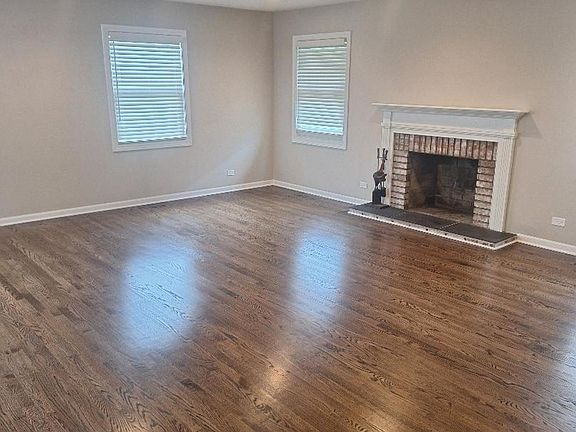 5th image of 841 Silver Rock Ln