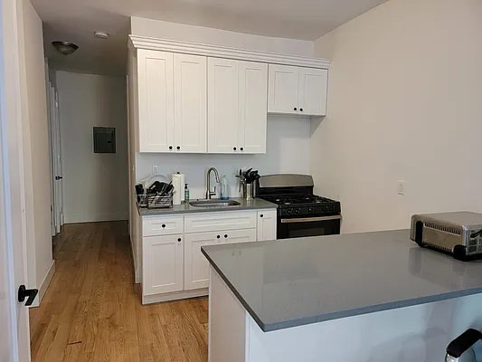 Rented by New Group Realty, Inc. | media 47