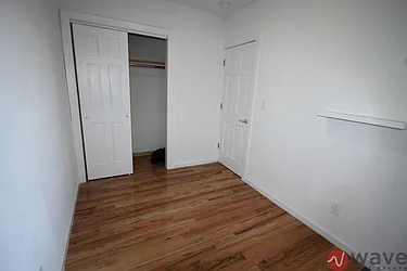 Rented by Wave Real Estate Group