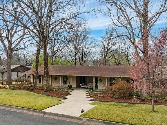 2nd image of 12 Edenwood Ln