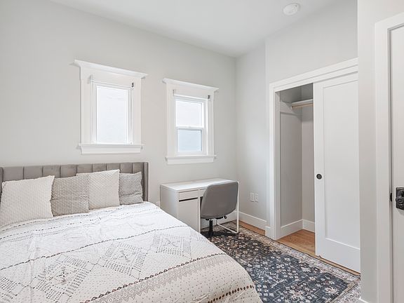 2nd image of 1022 G St #20