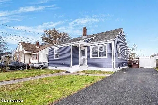 3 bed, 828 sqft, $3,000 — Photo 1
