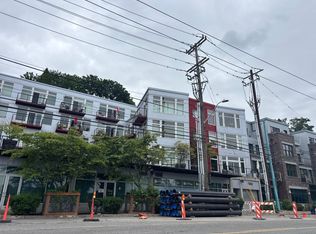 2960 Eastlake Ave E APT 204, Seattle, WA 98102