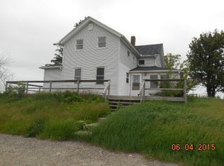 1527 W German Valley Rd, Baileyville, IL 61007