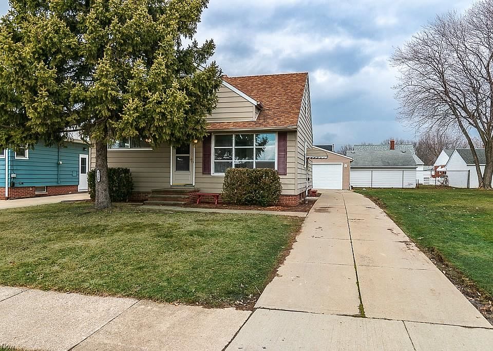 1st image of 1541 Silver St