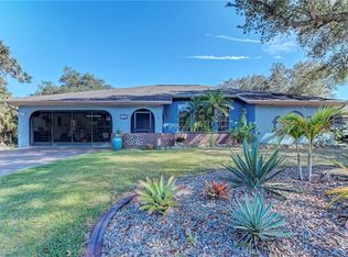 1098 Presque Isle Dr, Pt Charlotte, FL 33952