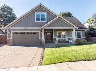 305 Holiday Ave, Dallas, OR 97338