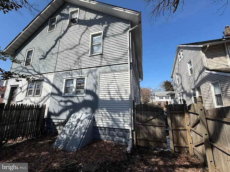 244 Mansion Ave — Photo 24
