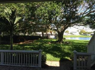 109 Seahorse Dr SE UNIT A, Saint Petersburg, FL 33705