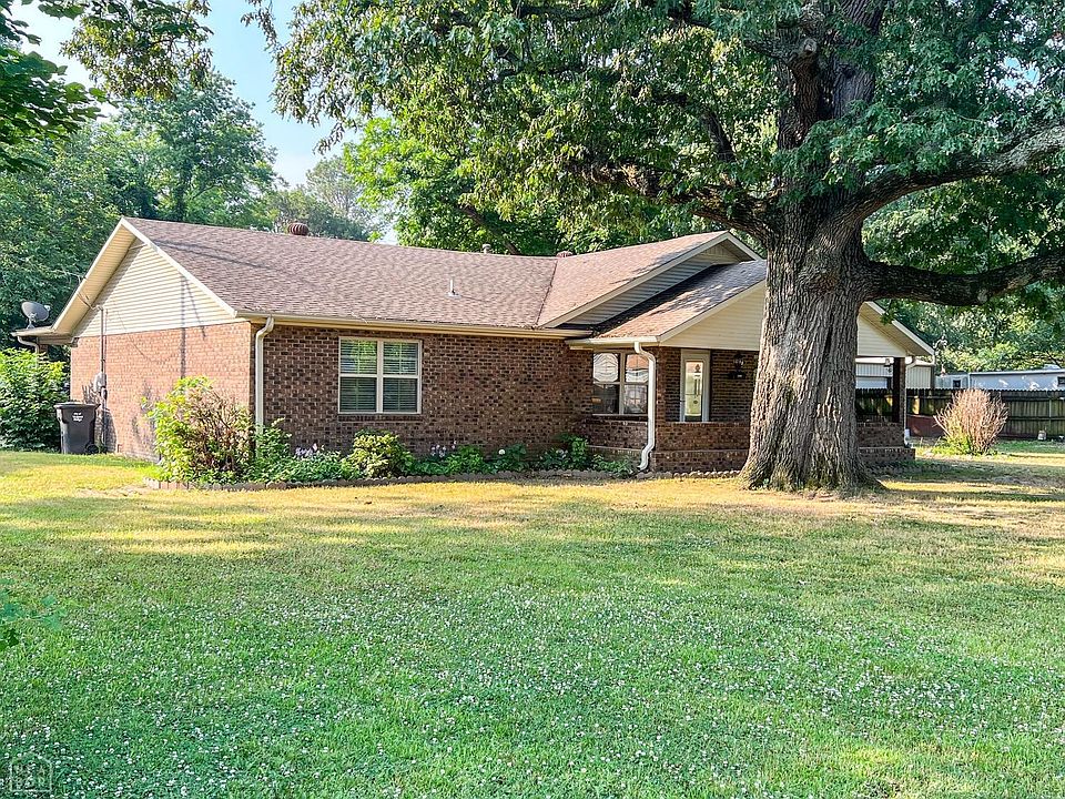 1005 SE 2nd St, Walnut Ridge, AR 72476 Zillow