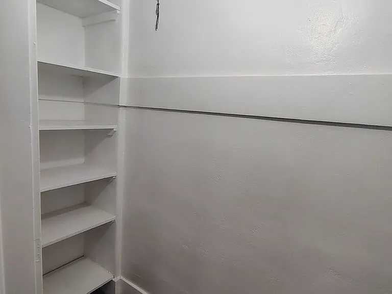 510 Holtby Rd — Photo 18