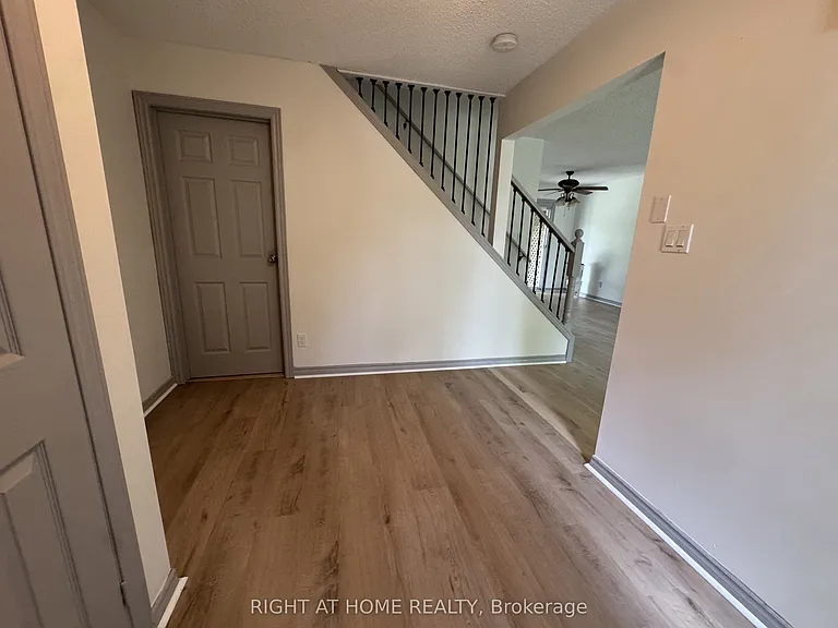 18 Annamaria Dr — Photo 32