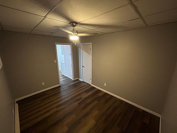 3rd image of 250 E Market St #250