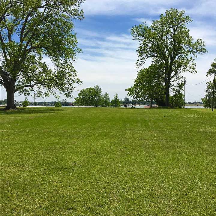 2nd image of 6506 Island Rd