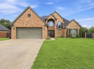 1002 Beretta Blvd, Durant, OK 74701