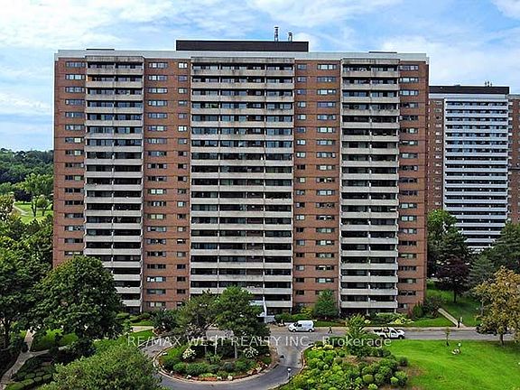 2nd image of 250 Scarlett Rd #802