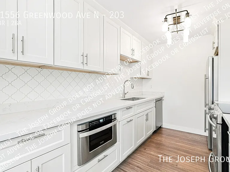 11556 Greenwood Ave N #203 — Photo 4