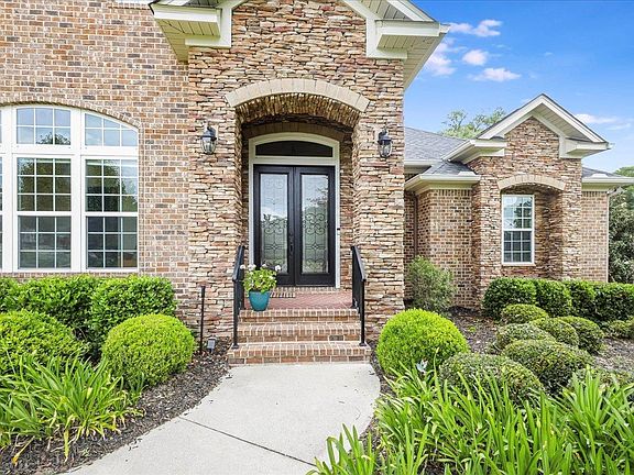 2nd image of 1579 Escadrille Dr