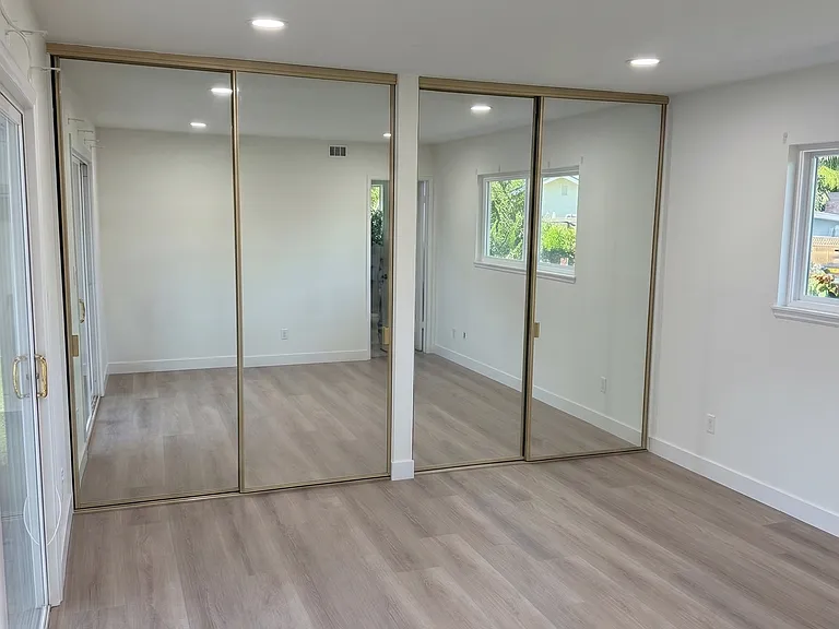 203 N Royal Pl — Photo 6