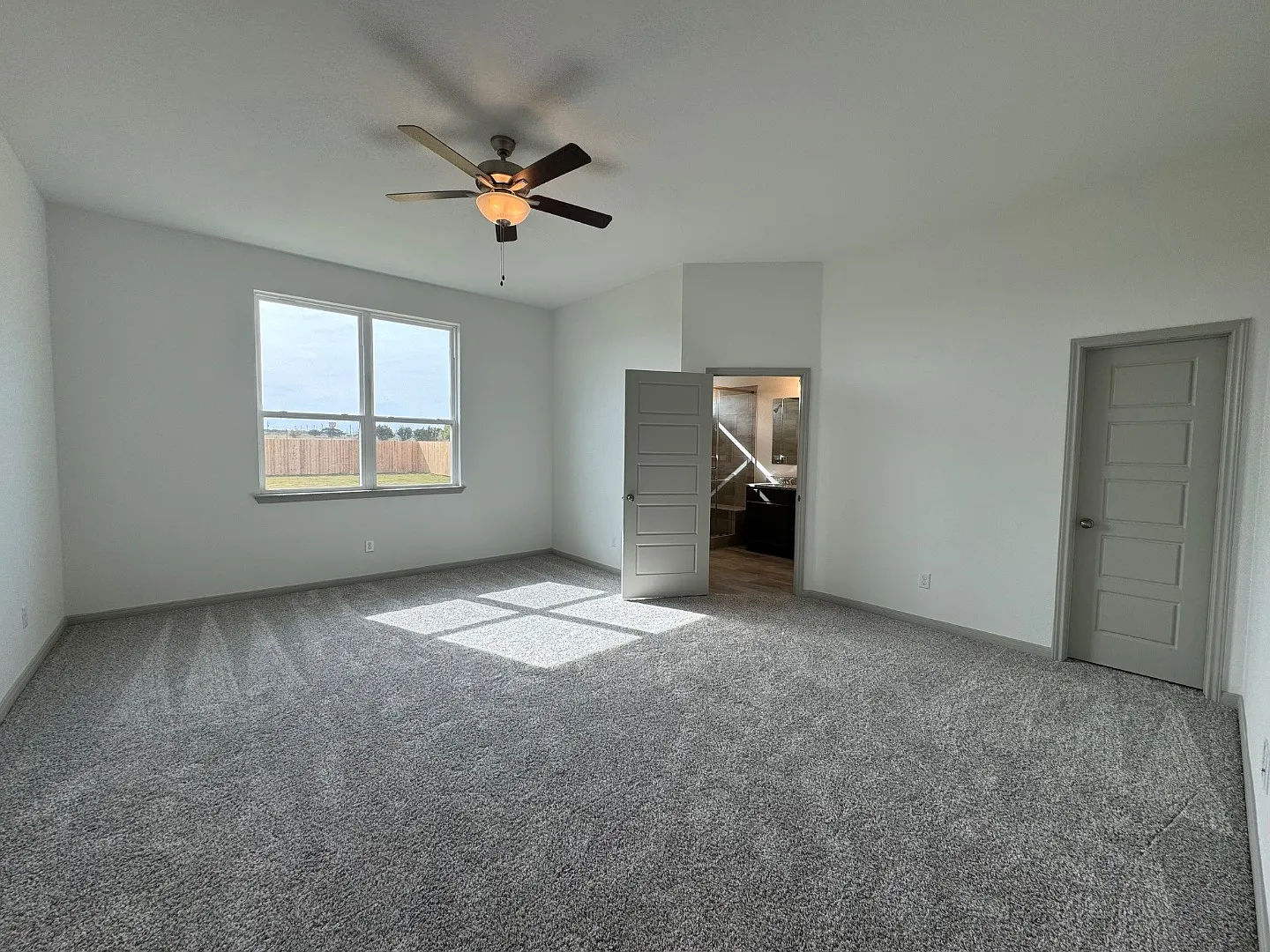 6910 McGregor Loop — Photo 3
