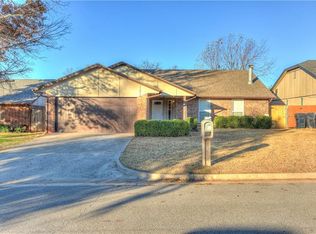 613 Conestoga Dr, Yukon, OK 73099