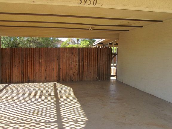 4th image of 3950 W Montebello Ave