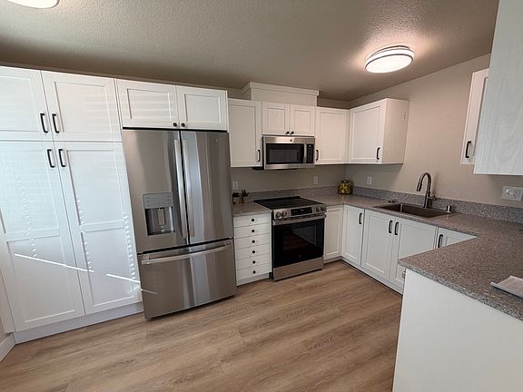 3rd image of 1115-1117 West St #2-4