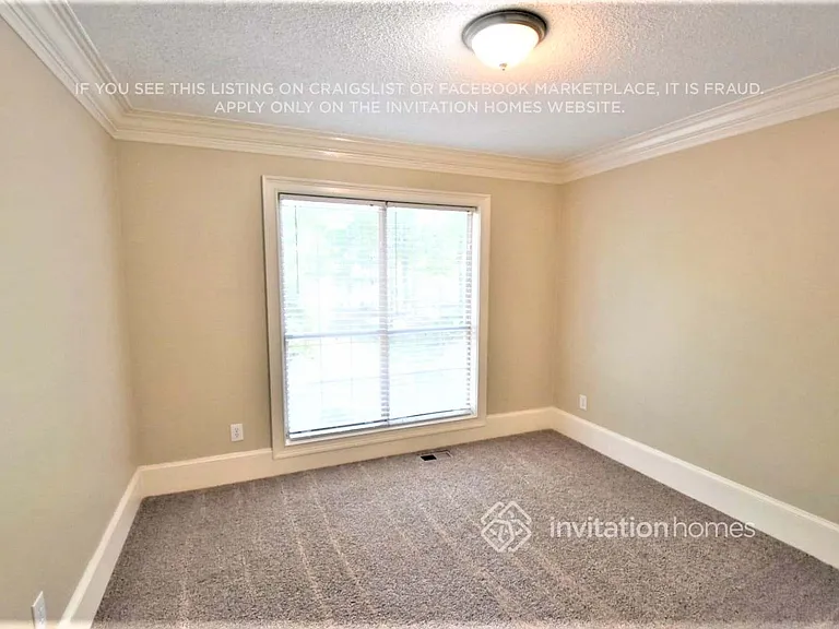 1885 Chadwick Dr — Photo 6