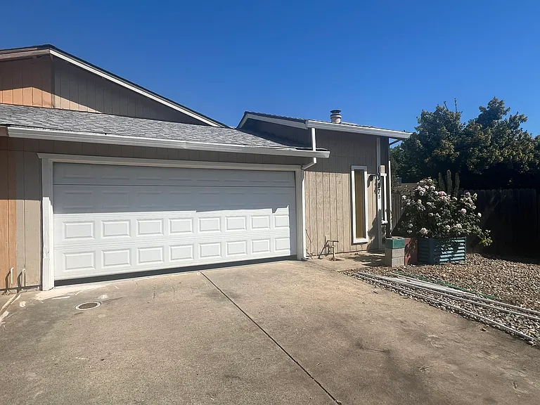 10387 S White Rock Rd #B — Photo 20