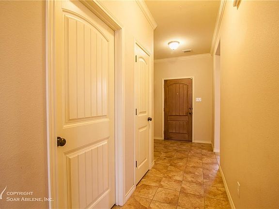 2nd image of 318 Sugarberry Ave