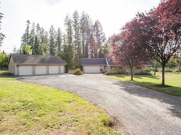 2nd image of 21414 NE 199th Ct