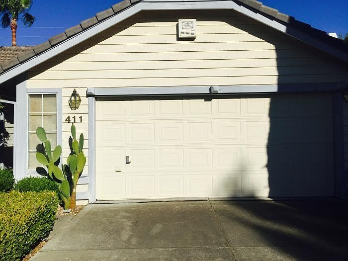 1st image of 411 Shannon Dr