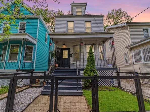 49 S Munn Ave, Newark City, NJ 07106